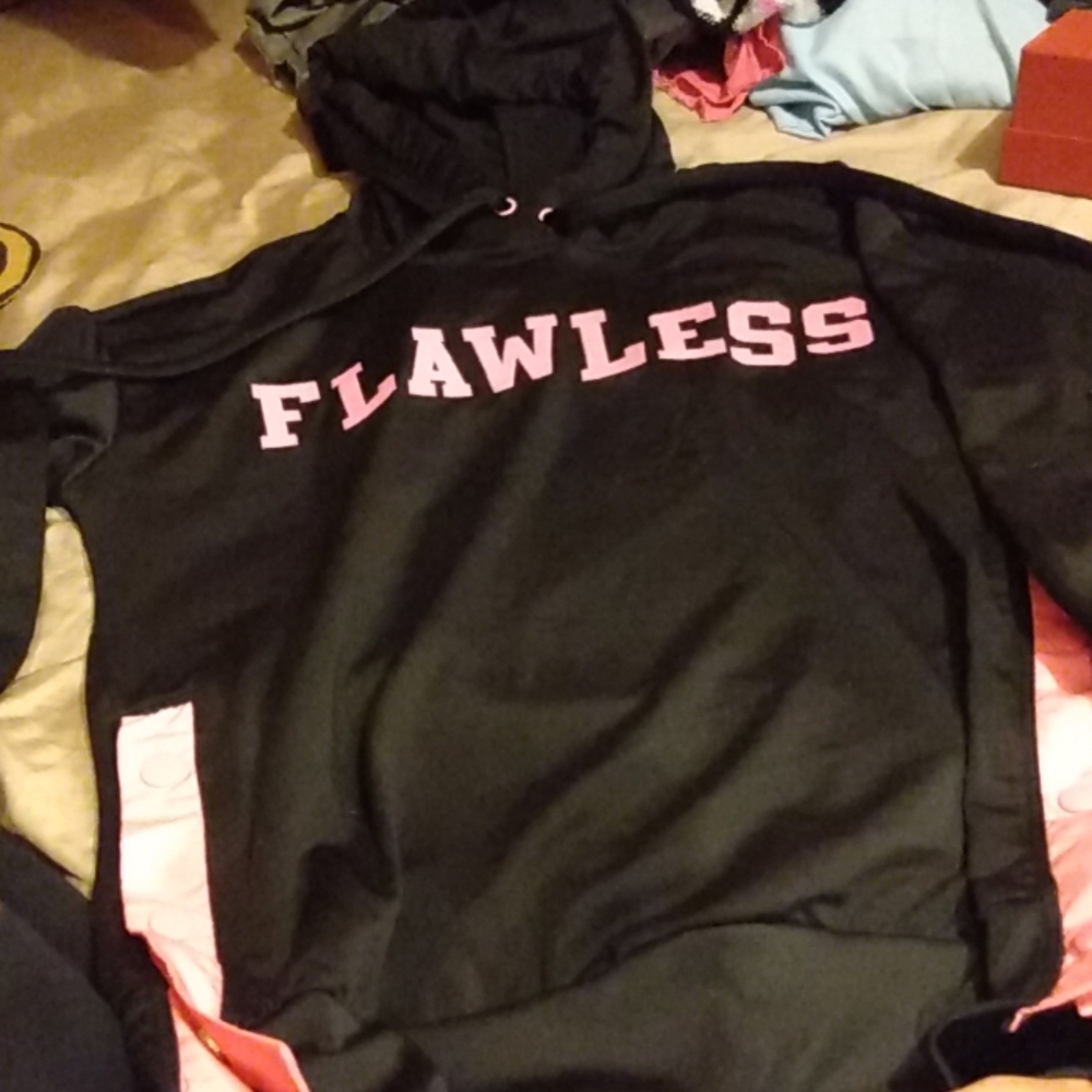 No boundaries sweater